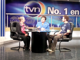 Dr. Mary Shuttleworth and Panama’s youth representative, Niko Papaheraklis, were interviewed on Channel 2 (TVN), one of Panama’s largest television channels